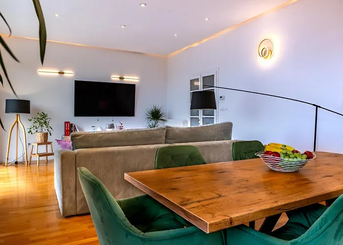 Elisabeth Seaview - Elegant Near Opatija Apartament
