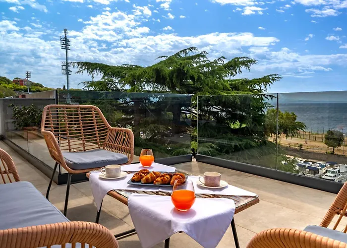 Elisabeth Seaview - Elegant Near Opatija Apartament
