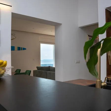 Elisabeth Seaview - Elegant Near Opatija Apartment