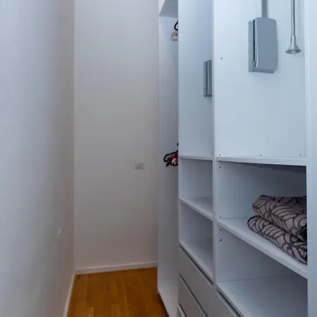 Elisabeth Seaview - Elegant Near Opatija Apartment *