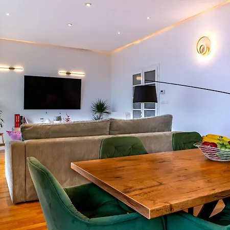 Elisabeth Seaview - Elegant Near Opatija Apartment